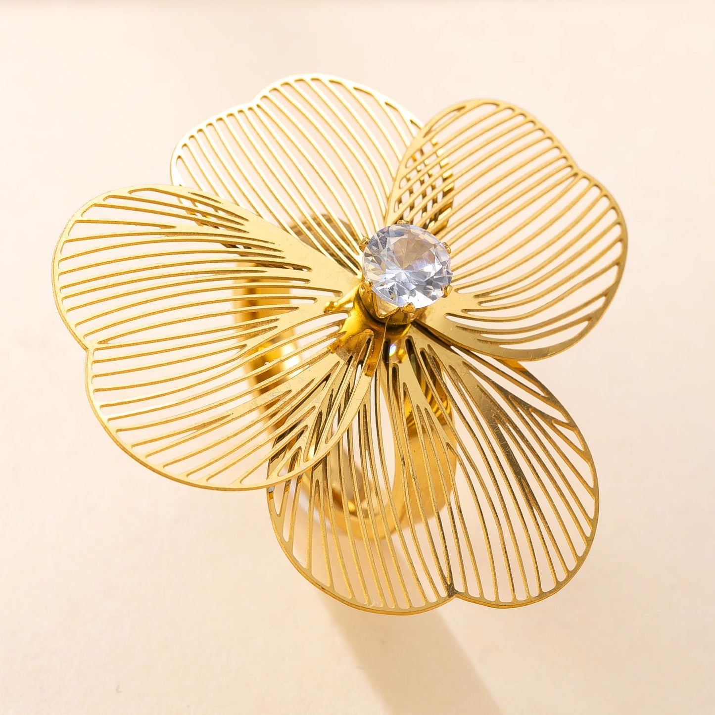 Pétale Bloom Ring