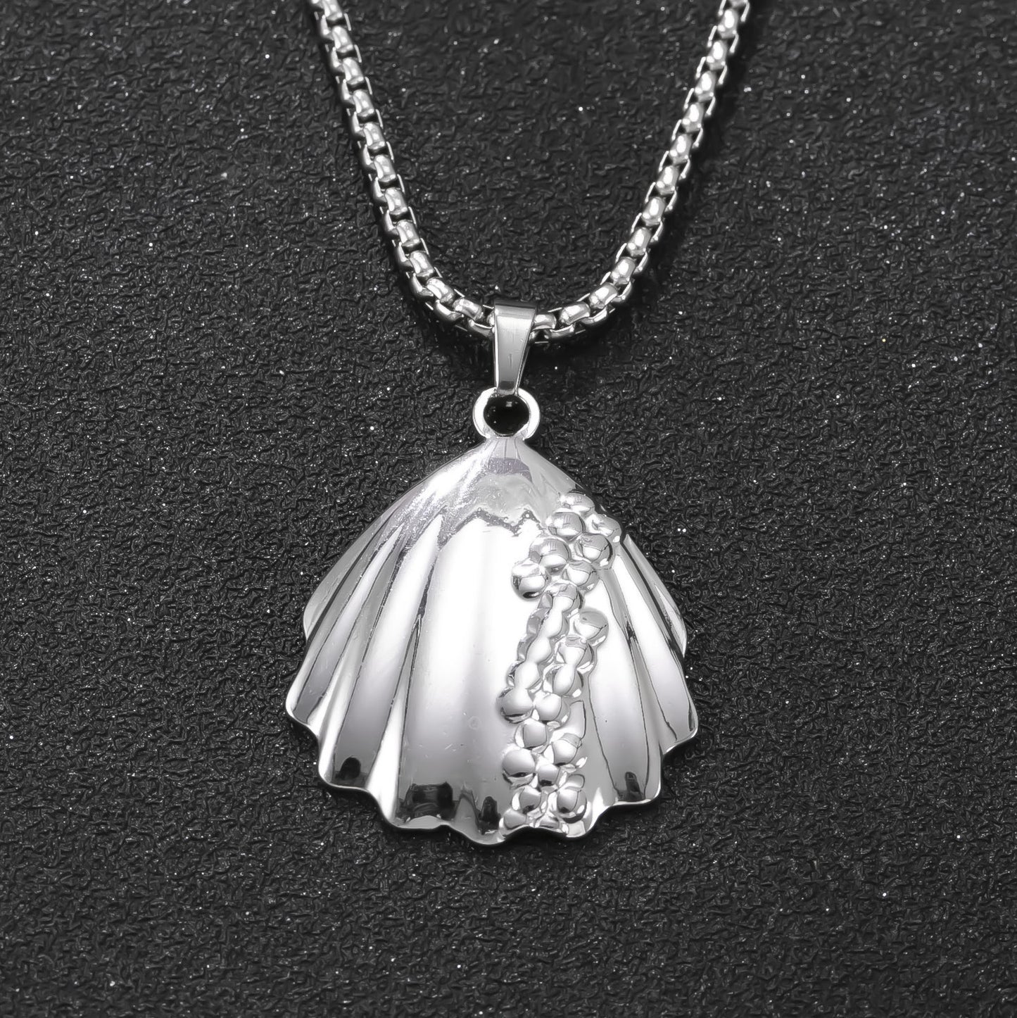Tide Pearl Pendant