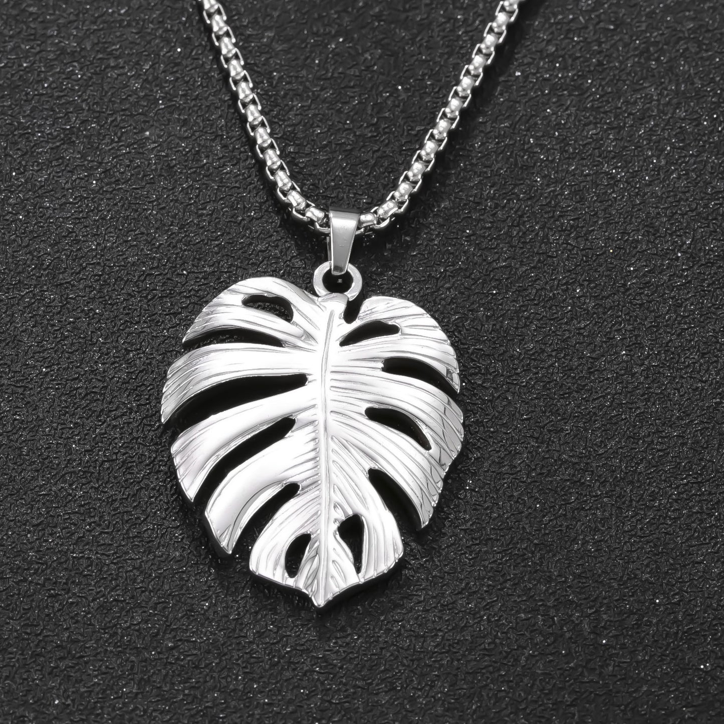Tide Pearl Pendant