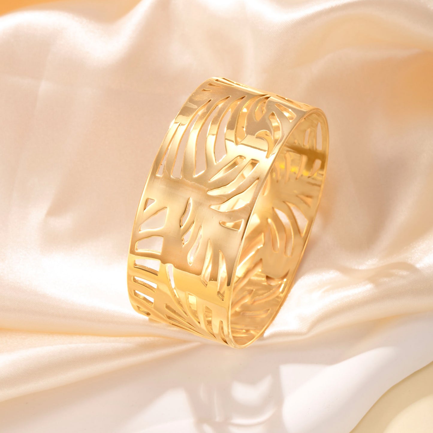 Linden Leaf Cuff