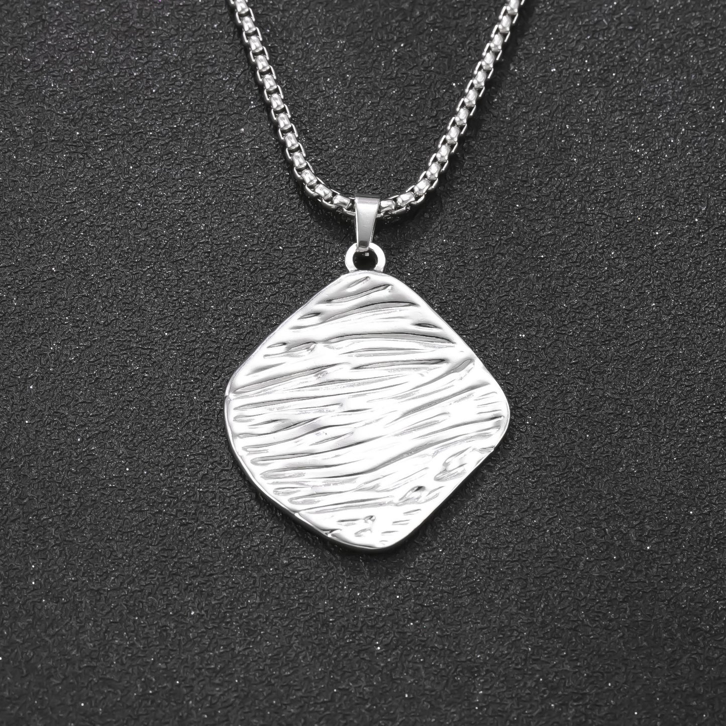 Tide Pearl Pendant